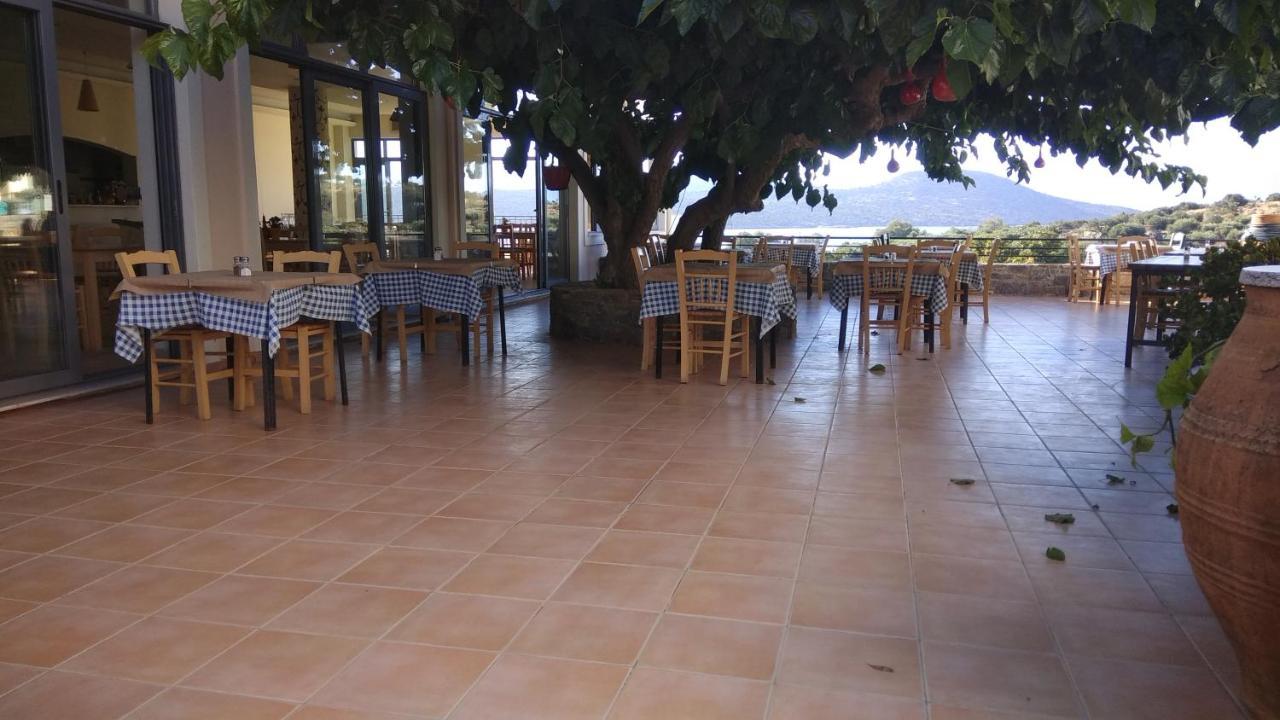 Chrisambelos Apartments Istro Exterior photo